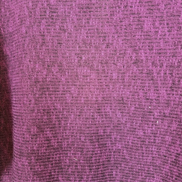 NWOT Silence and Noise magenta cropped top - Picture 7 of 7